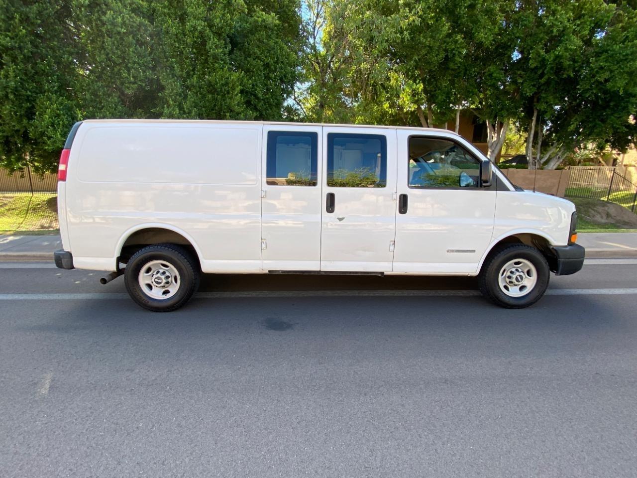 GMC Savana G2500 Extended Cargo 2006