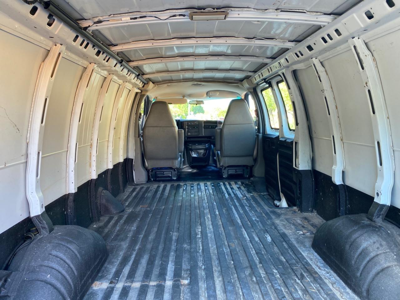 GMC Savana G2500 Extended Cargo 2006