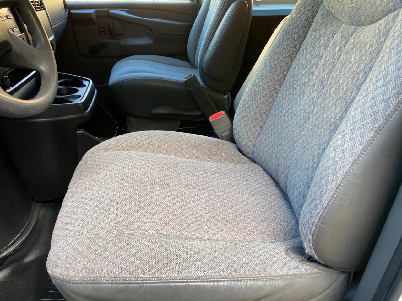 GMC Savana G2500 Extended Cargo 2006