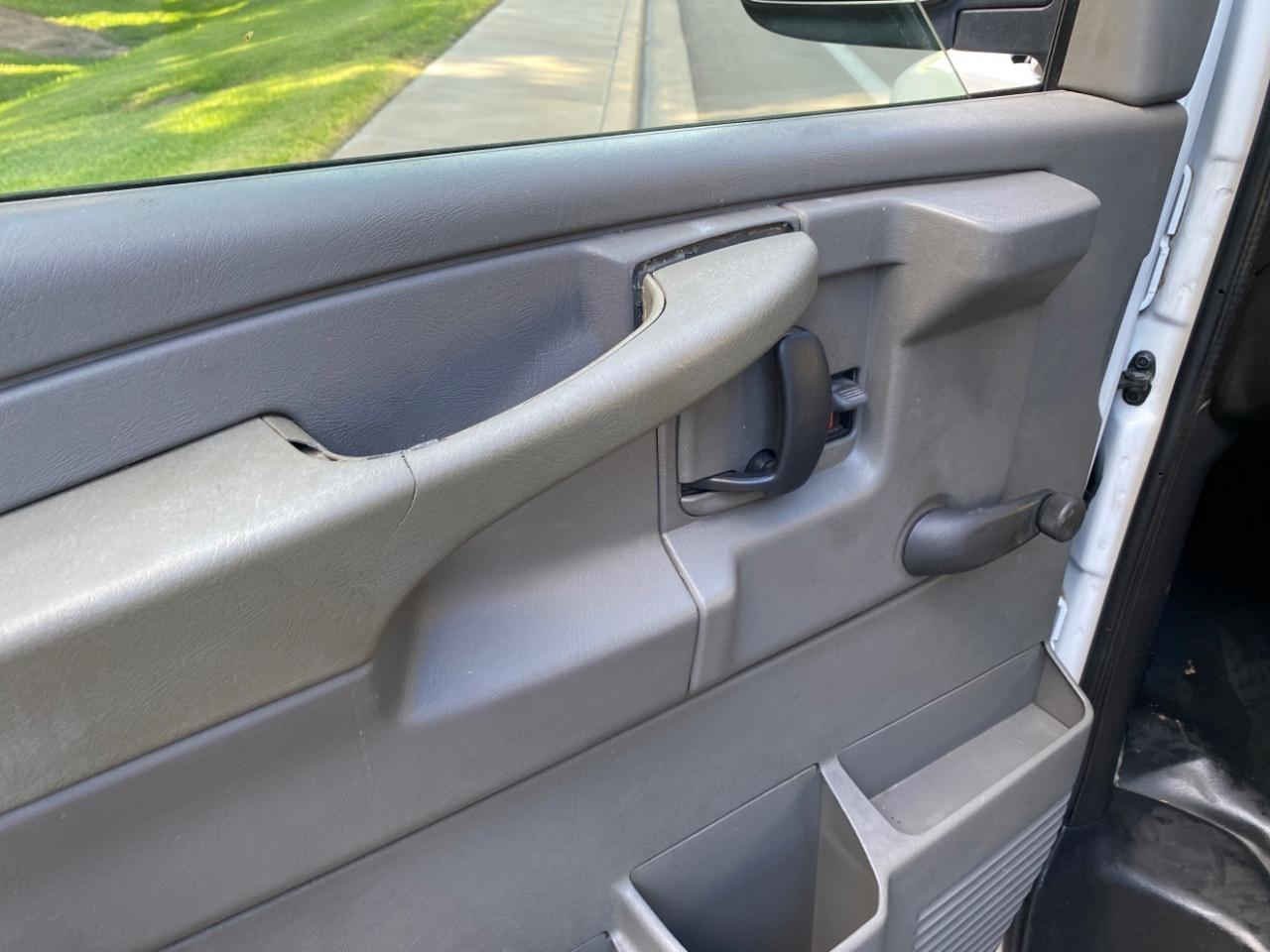 GMC Savana G2500 Extended Cargo 2006