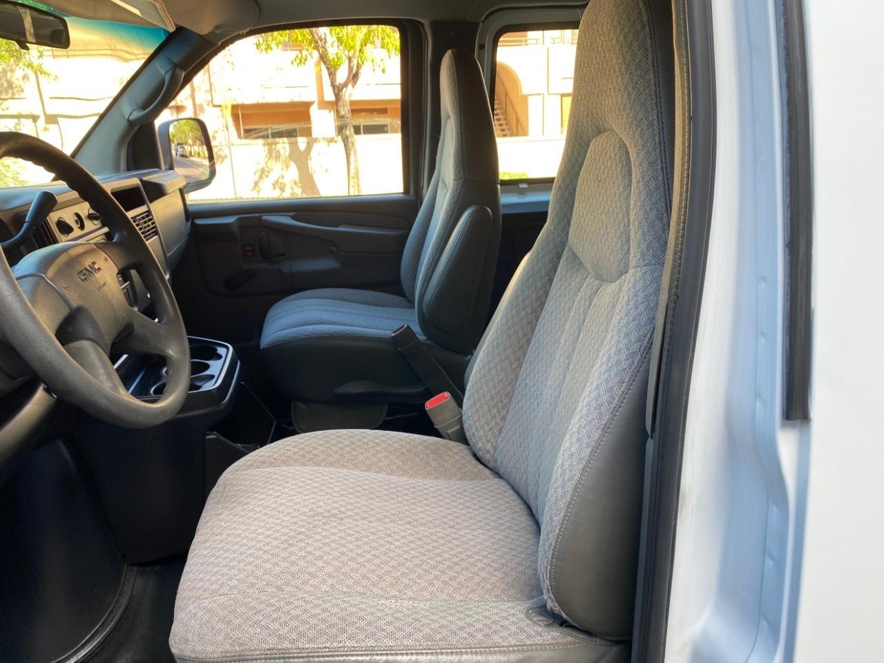 GMC Savana G2500 Extended Cargo 2006