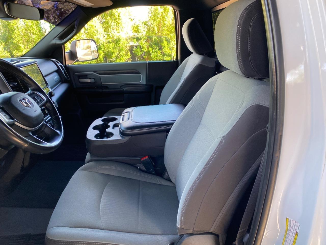 RAM 2500 SLT 2WD 2022