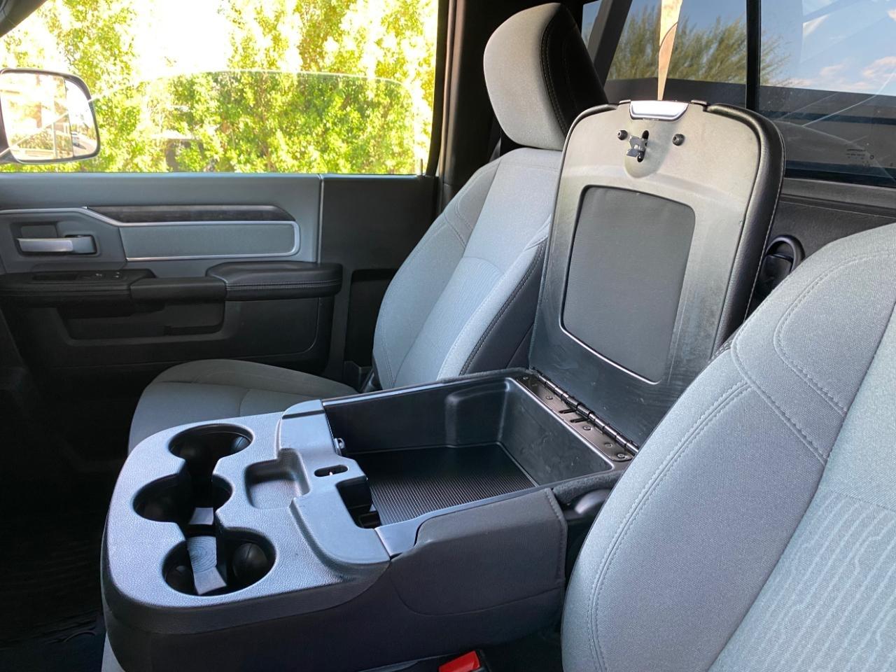 RAM 2500 SLT 2WD 2022