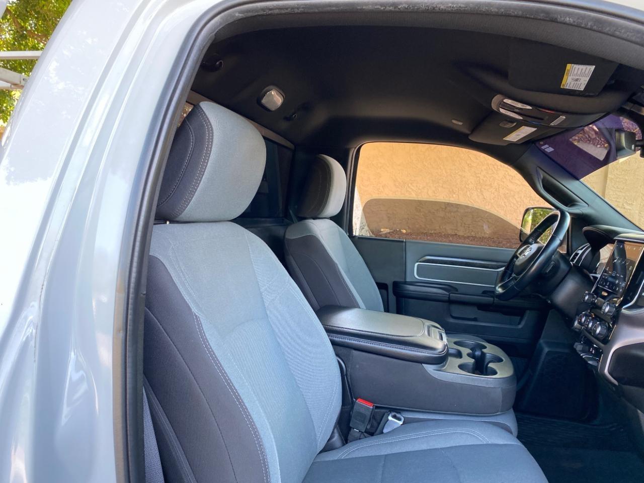 RAM 2500 SLT 2WD 2022