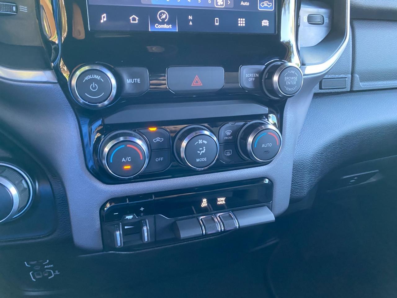 RAM 2500 SLT 2WD 2022