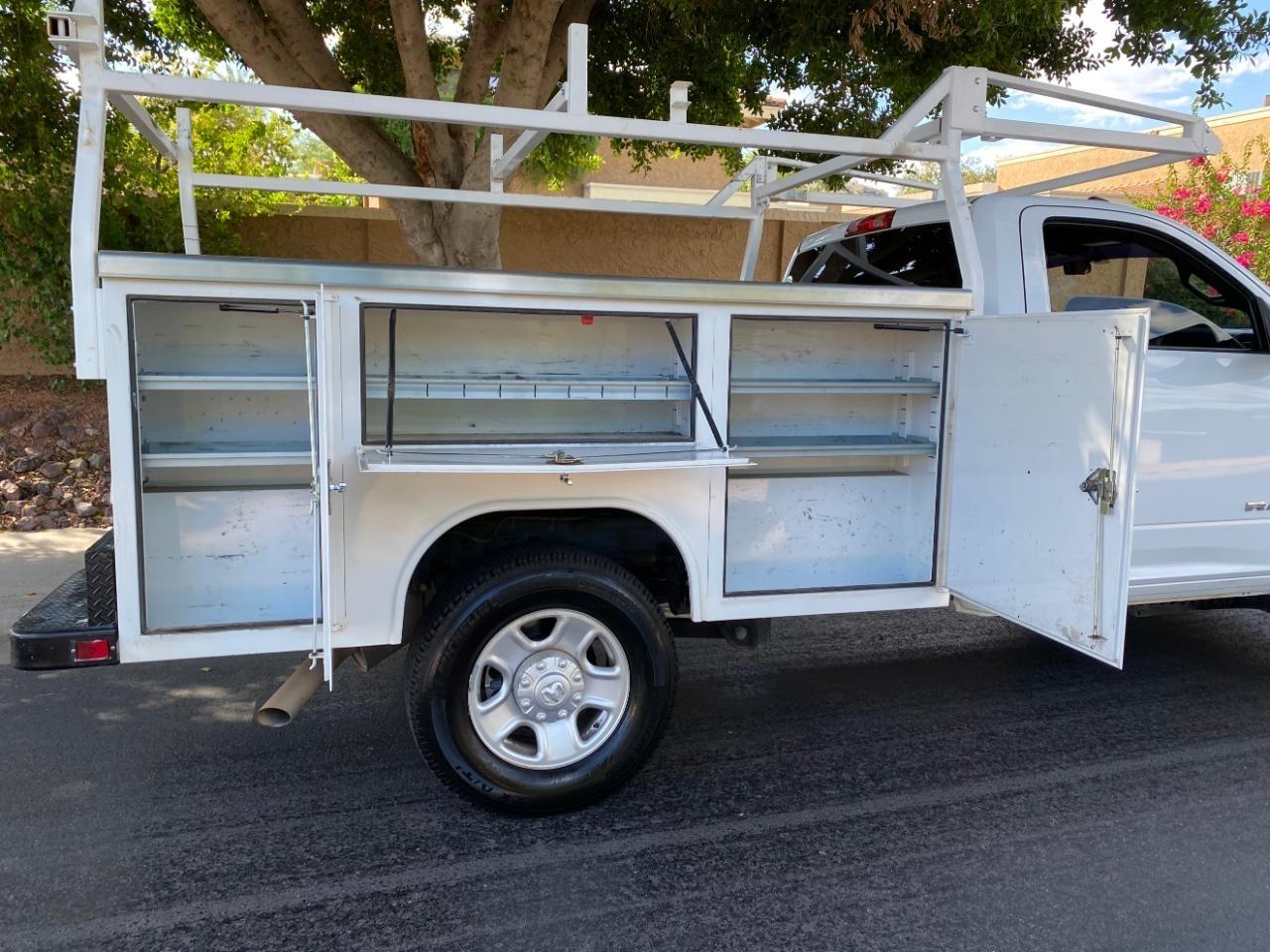 RAM 2500 Tradesman Regular Cab 4WD 2022