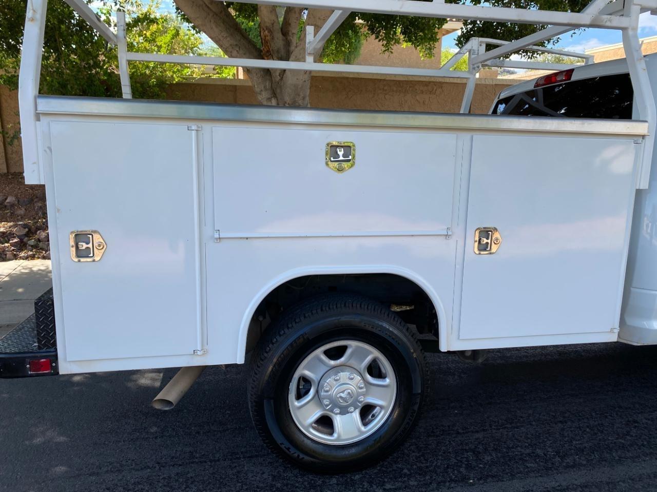 RAM 2500 Tradesman Regular Cab 4WD 2022