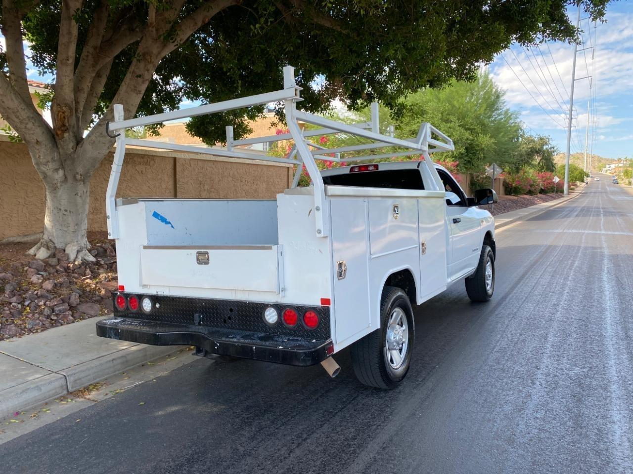 RAM 2500 Tradesman Regular Cab 4WD 2022