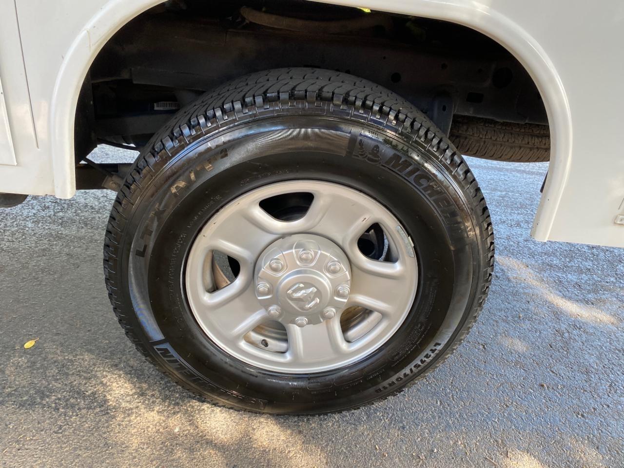 RAM 2500 Tradesman Regular Cab 4WD 2022