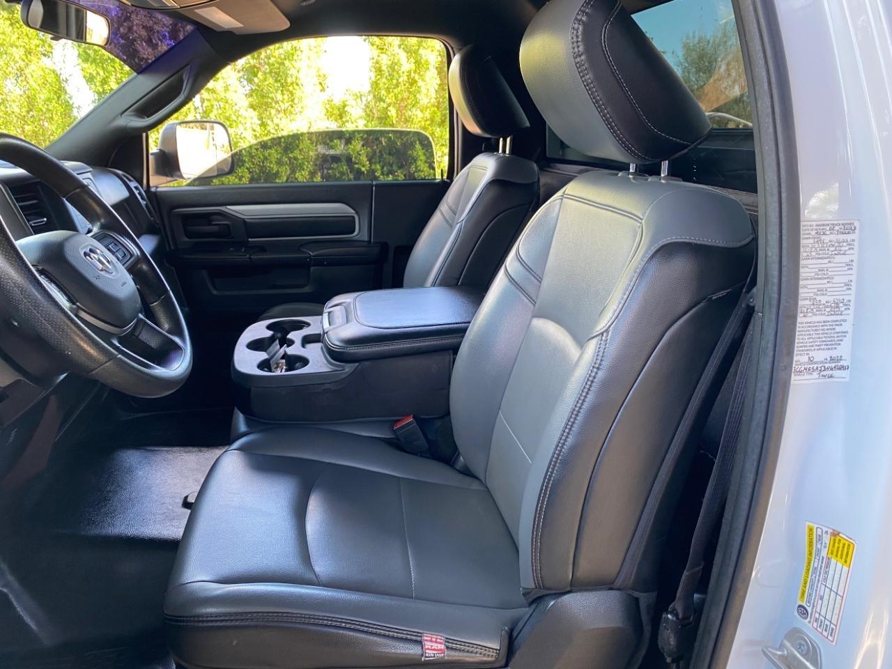 RAM 2500 Tradesman Regular Cab 4WD 2022