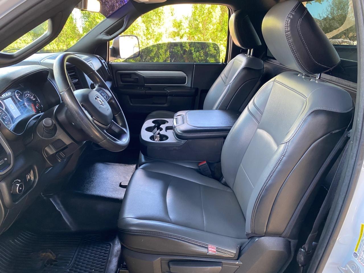 RAM 2500 Tradesman Regular Cab 4WD 2022