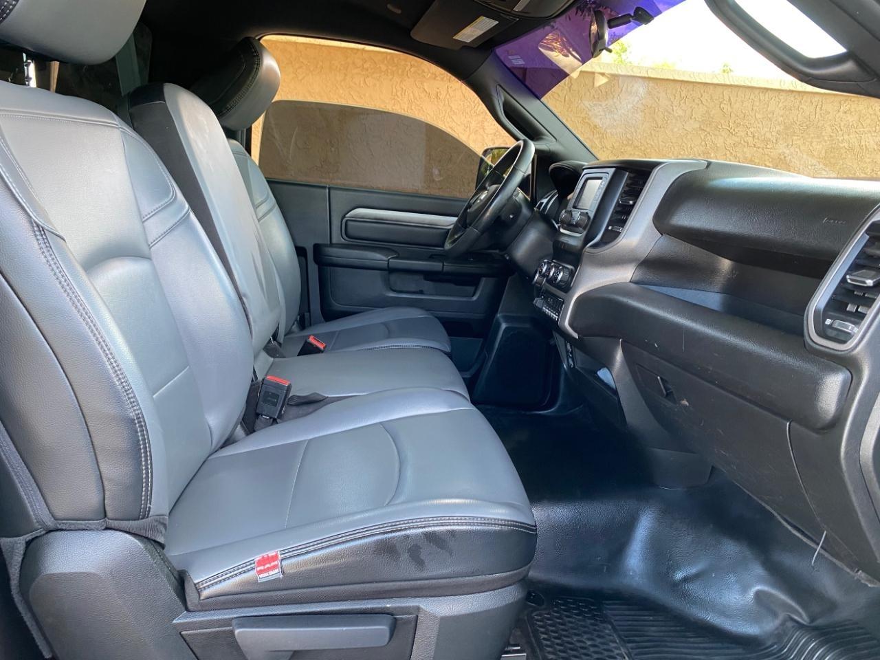 RAM 2500 Tradesman Regular Cab 4WD 2022