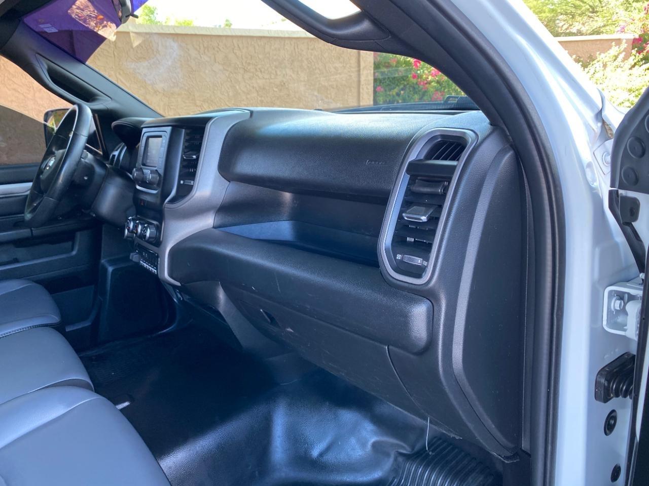RAM 2500 Tradesman Regular Cab 4WD 2022