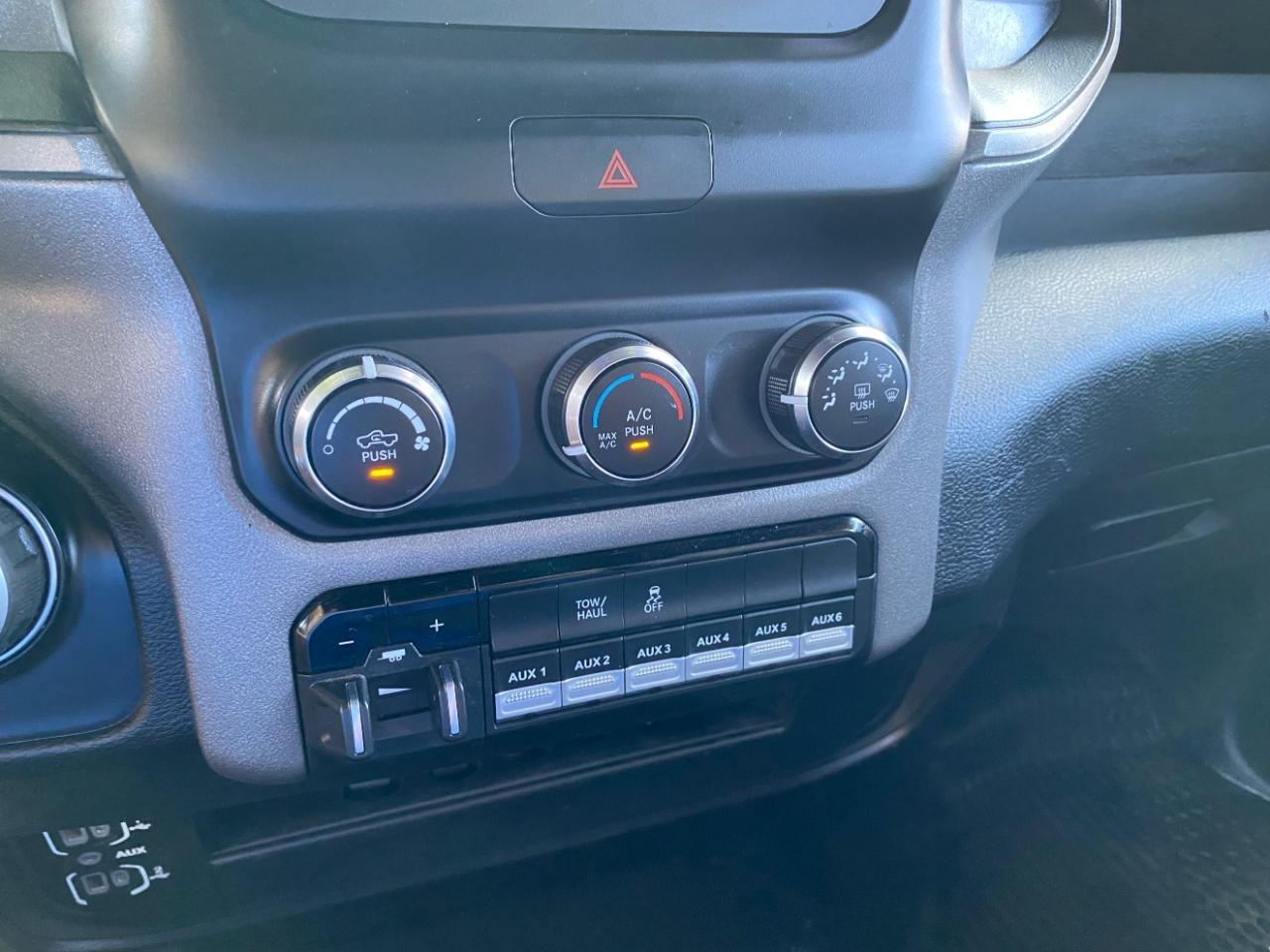 RAM 2500 Tradesman Regular Cab 4WD 2022