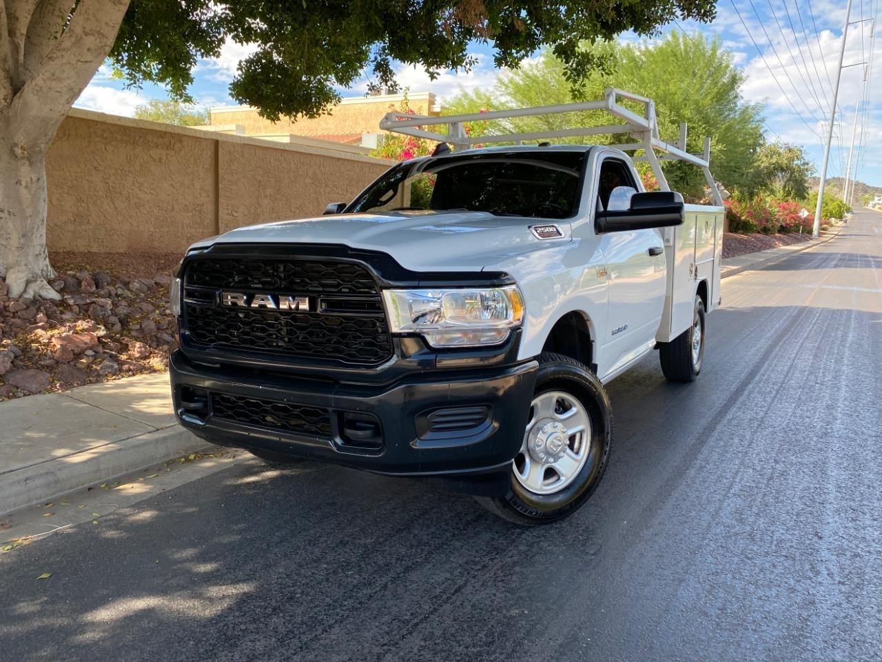 RAM 2500 Tradesman Regular Cab 4WD 2022