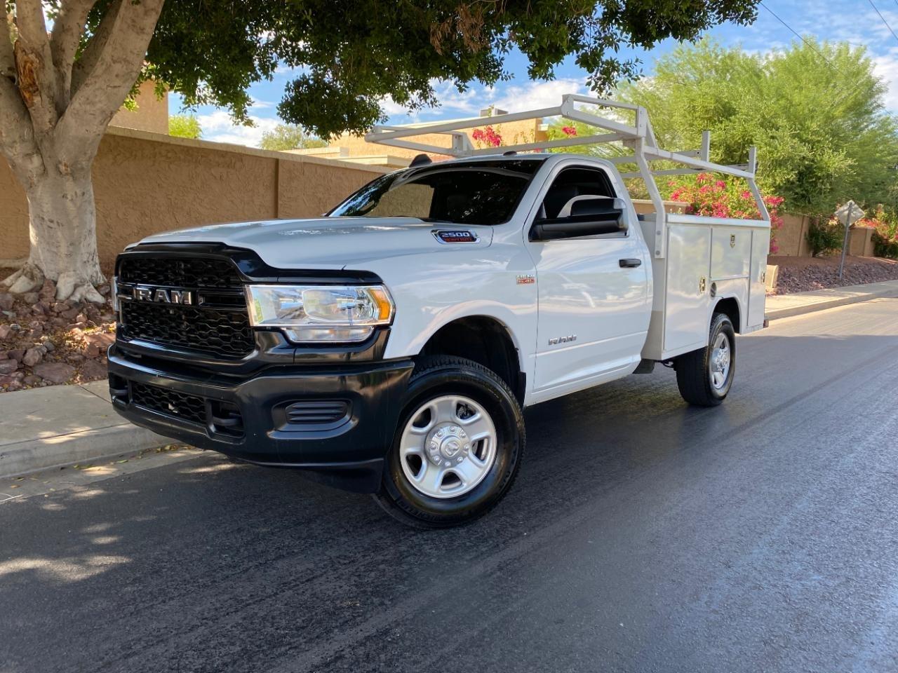 RAM 2500 Tradesman Regular Cab 4WD 2022
