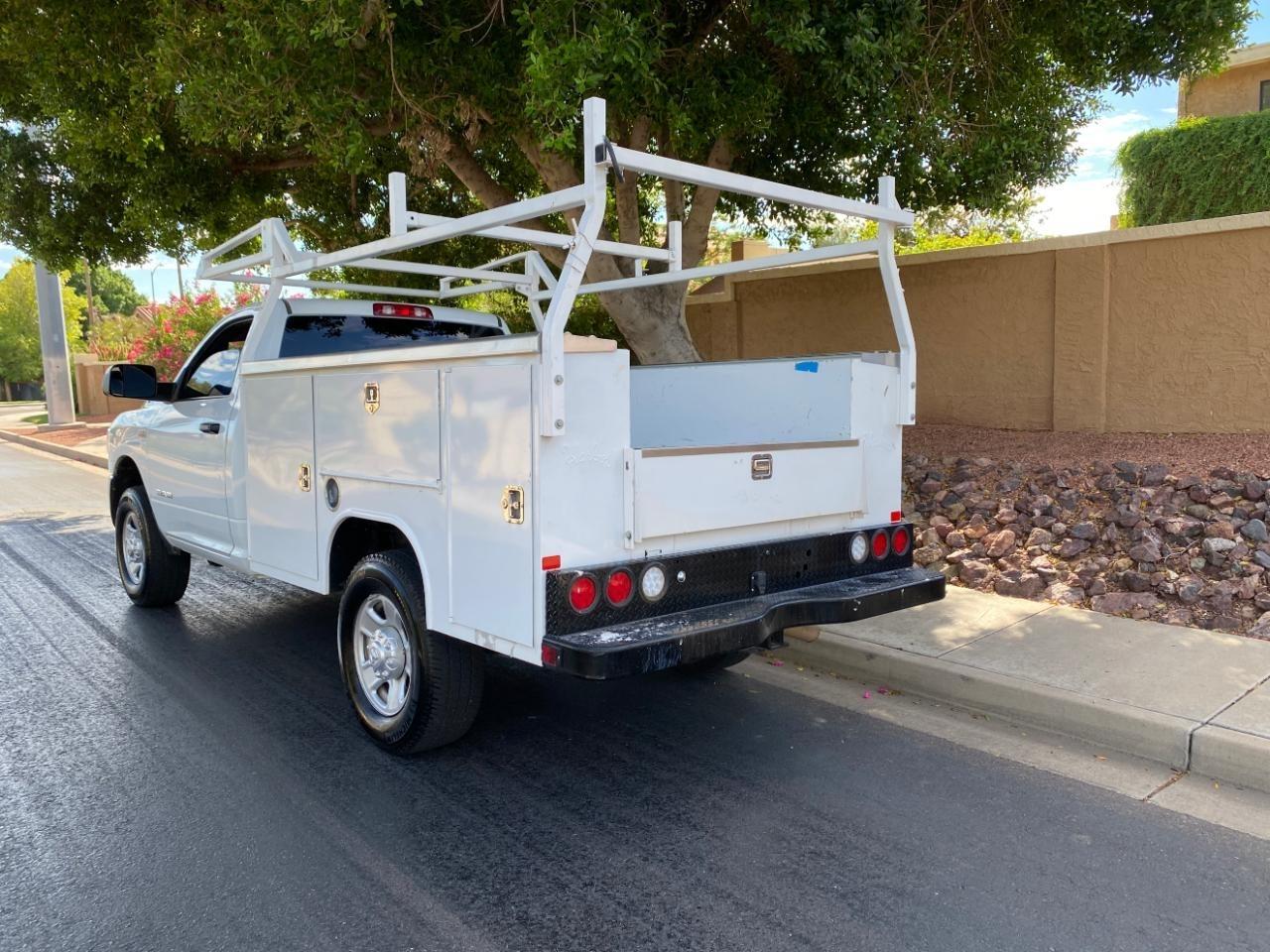 RAM 2500 Tradesman Regular Cab 4WD 2022