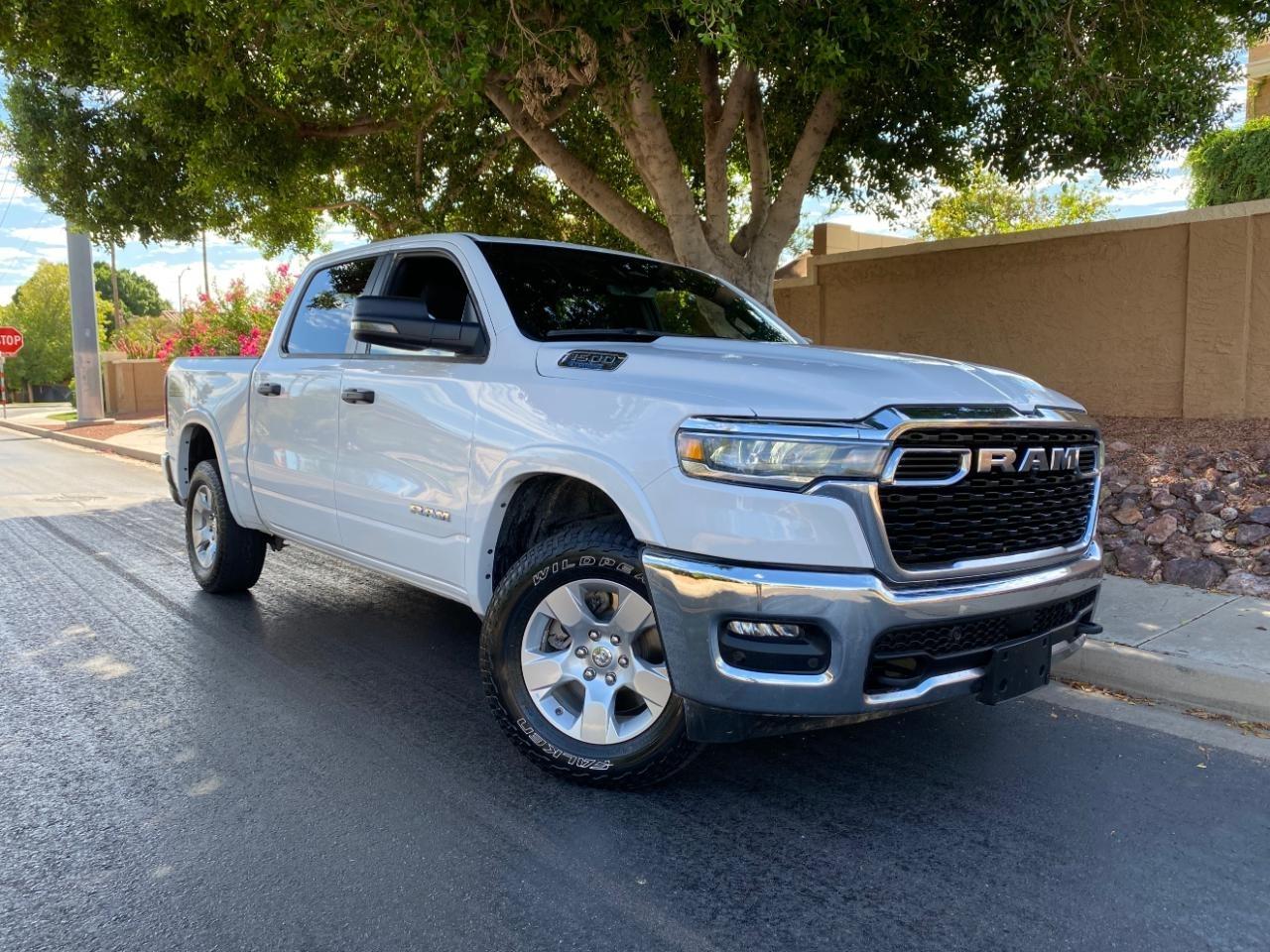 2025 RAM 1500 Lone Star Crew Cab SB 4WD