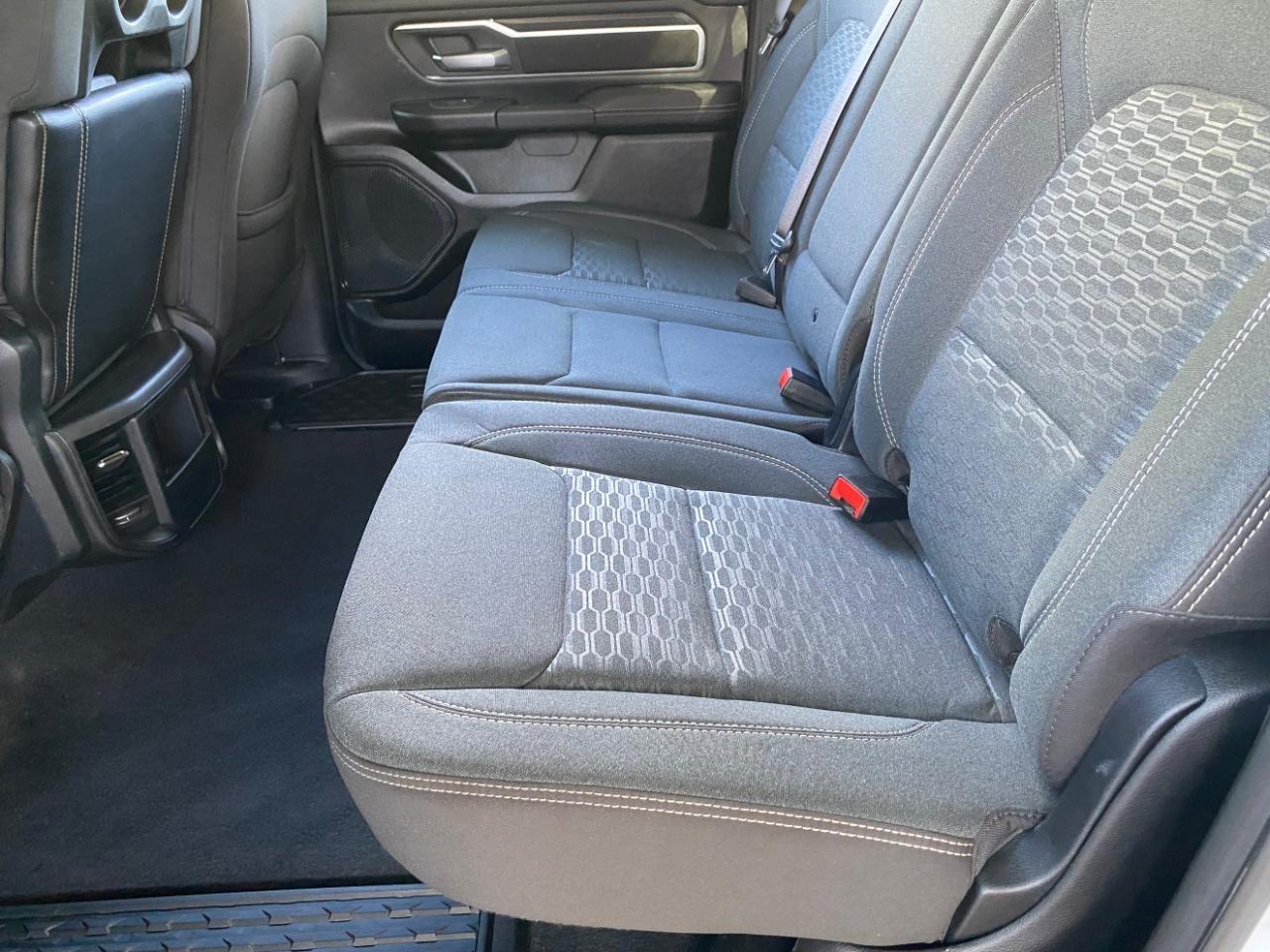 RAM 1500 Lone Star Crew Cab SB 4WD 2025