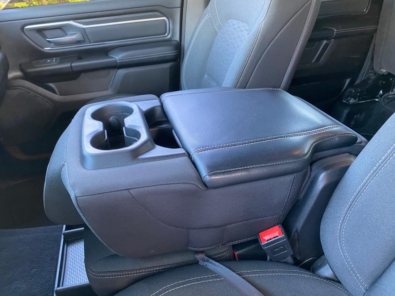 RAM 1500 Big Horn Crew Cab SWB 4WD 2025