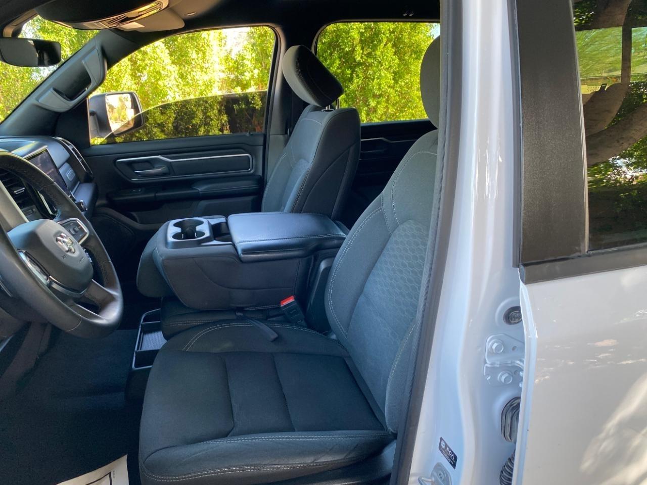 RAM 1500 Big Horn Crew Cab SWB 4WD 2025