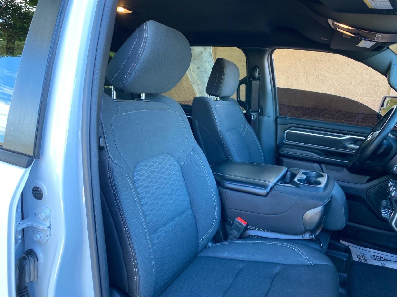 RAM 1500 Big Horn Crew Cab SWB 4WD 2025