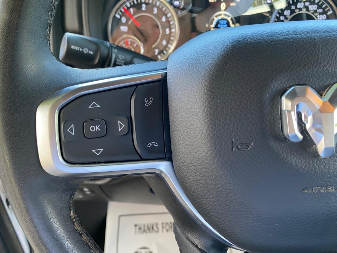 RAM 1500 Big Horn Crew Cab SWB 4WD 2025
