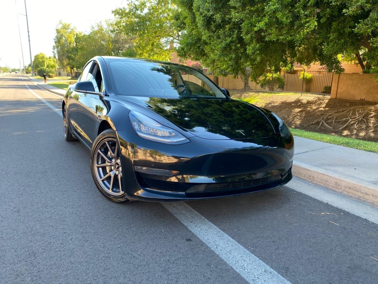 Tesla Model 3 Standard Range Plus 2020