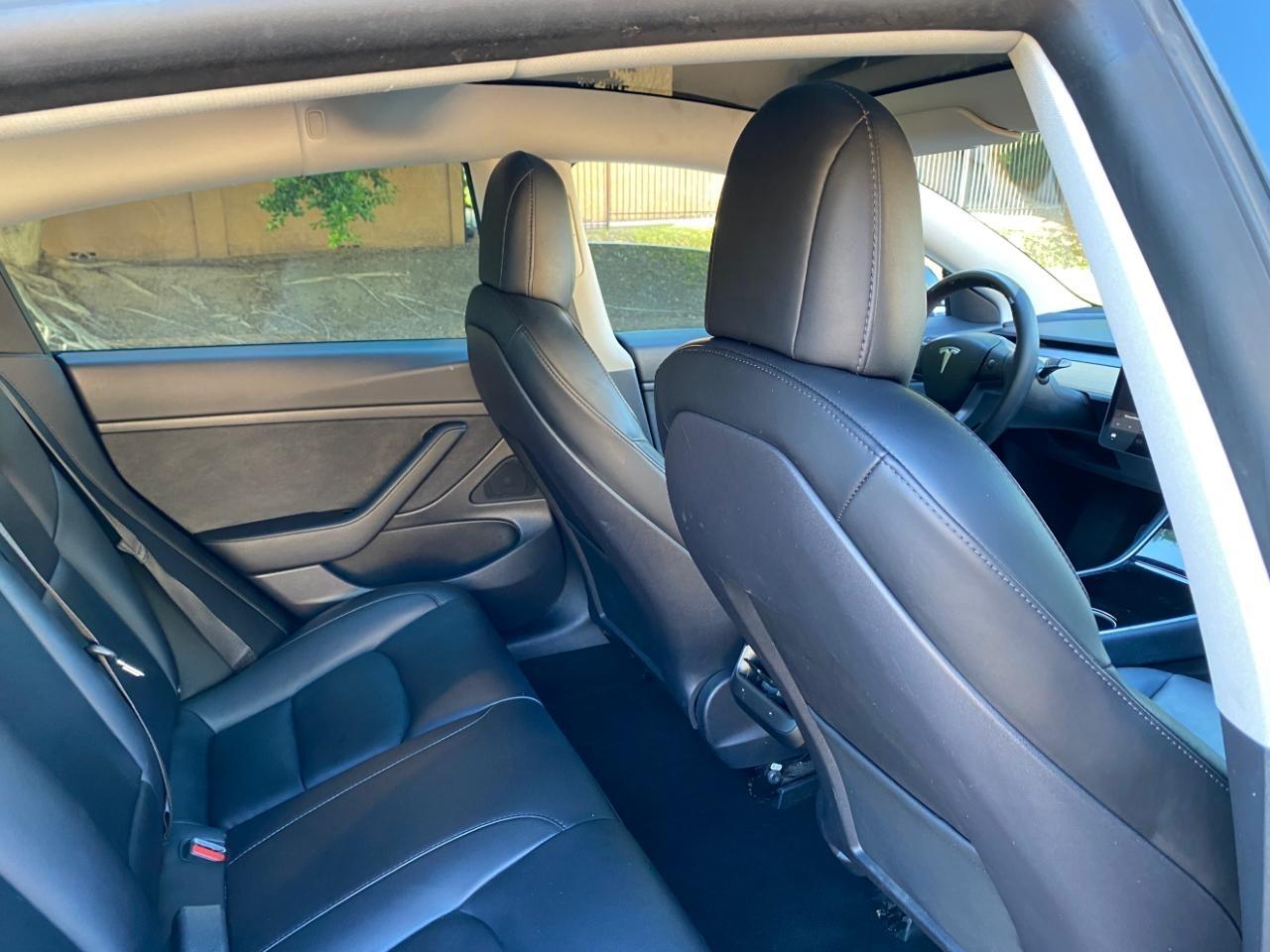 Tesla Model 3 Standard Range Plus 2020