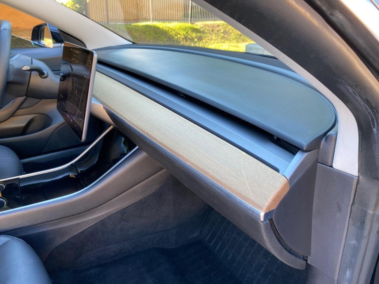 Tesla Model 3 Standard Range Plus 2020