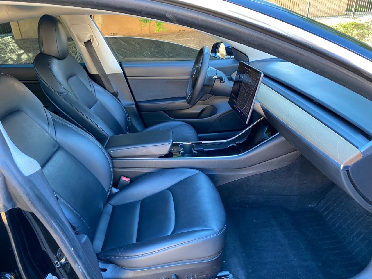 Tesla Model 3 Standard Range Plus 2020