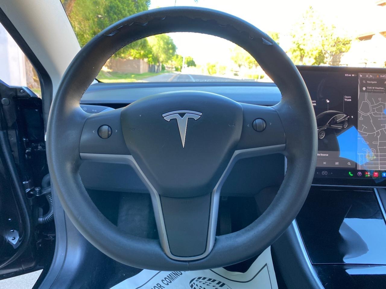 Tesla Model 3 Standard Range Plus 2020