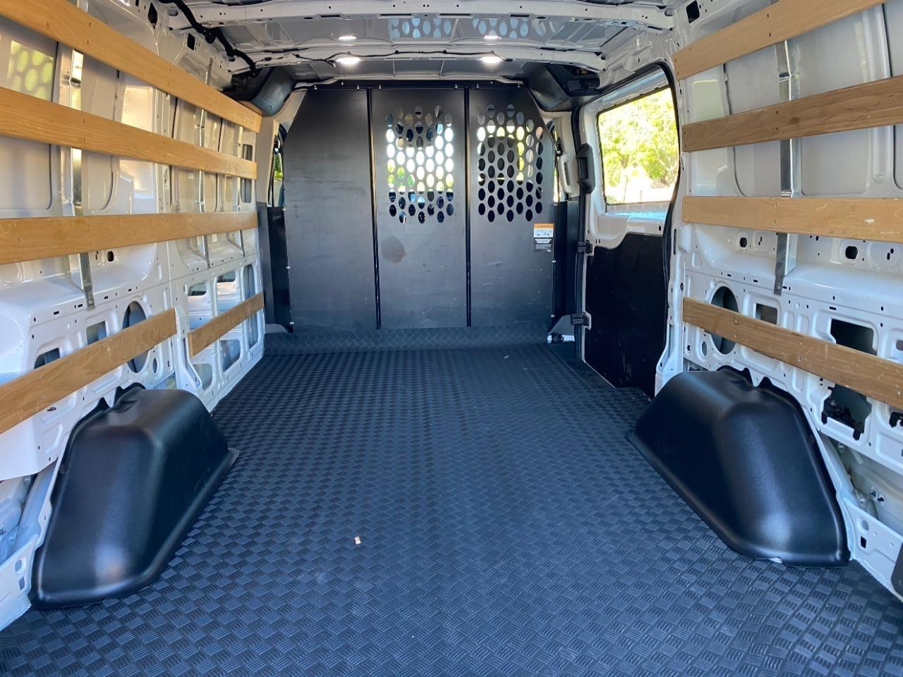 Ford Transit 250 Van 2025
