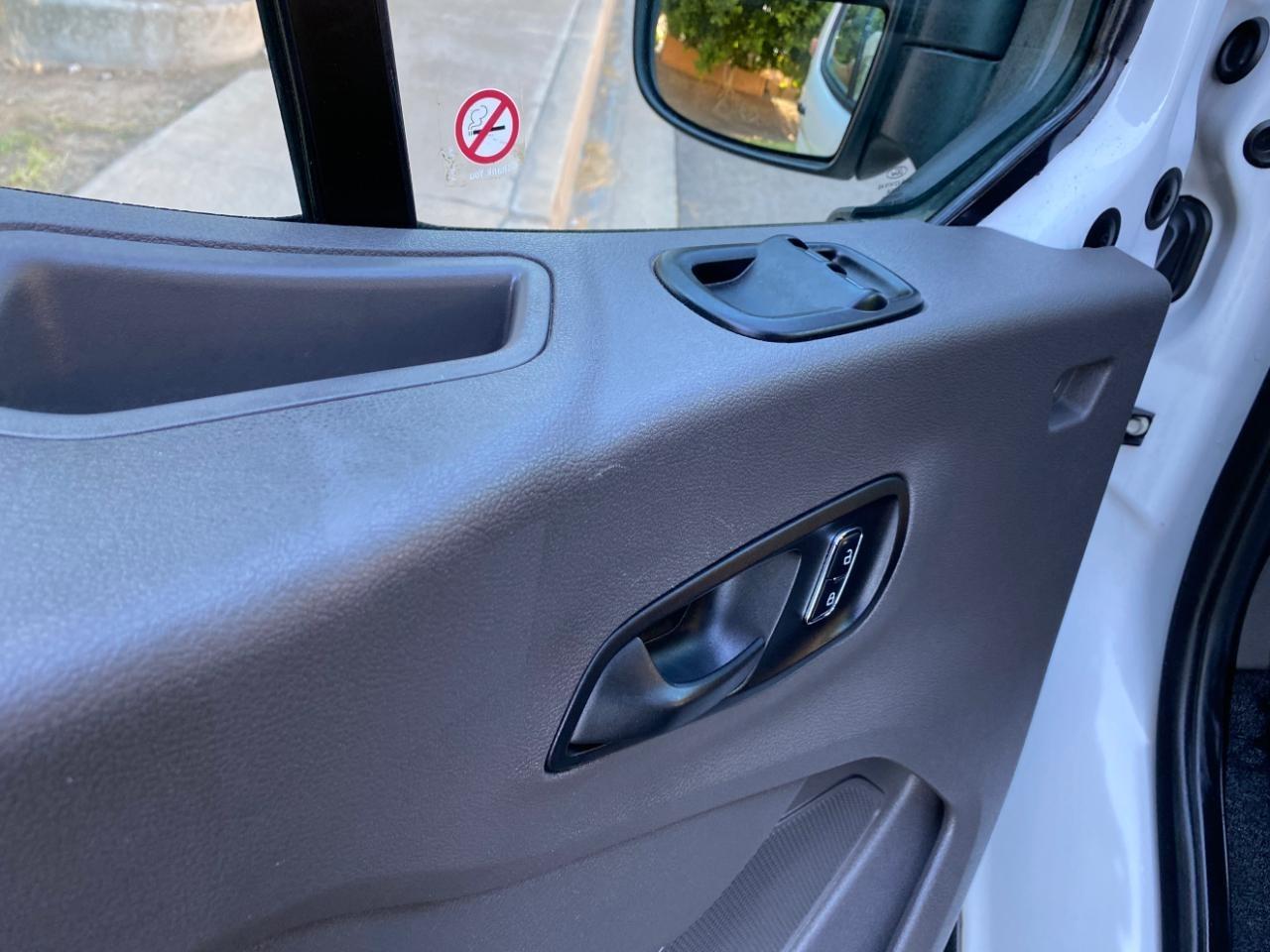 Ford Transit 250 Van 2025