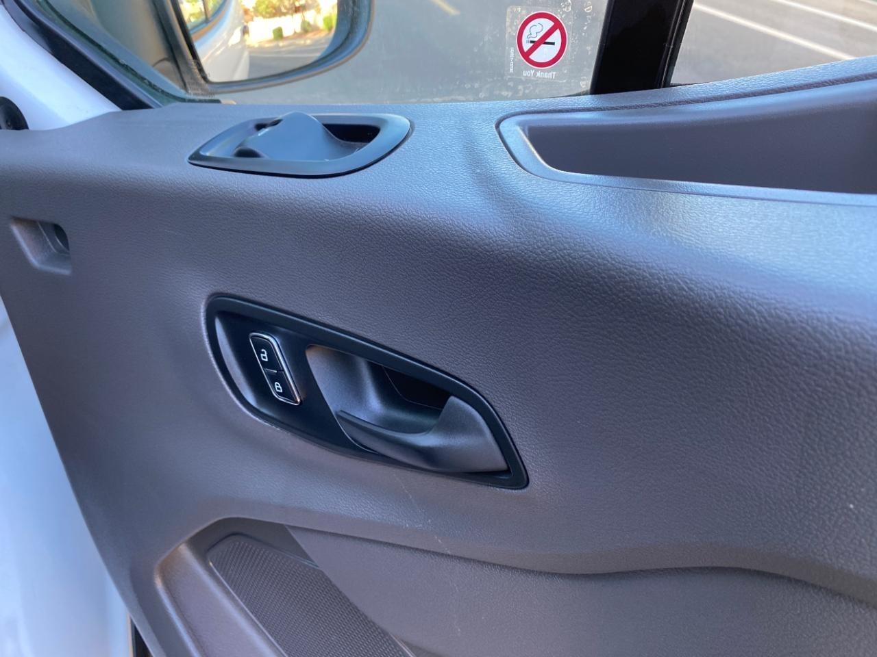 Ford Transit 250 Van 2025