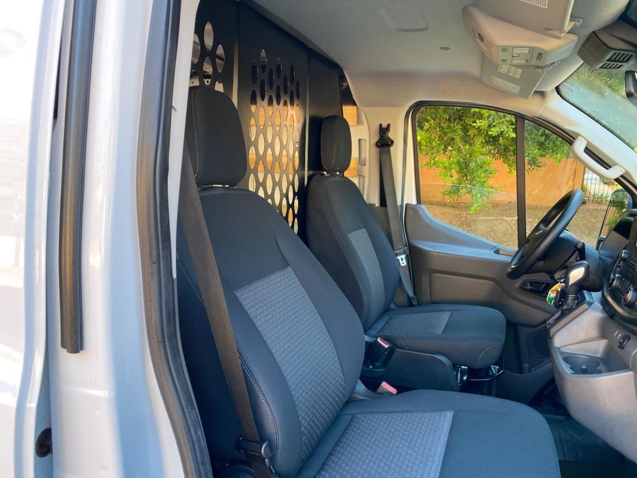 Ford Transit 250 Van 2025