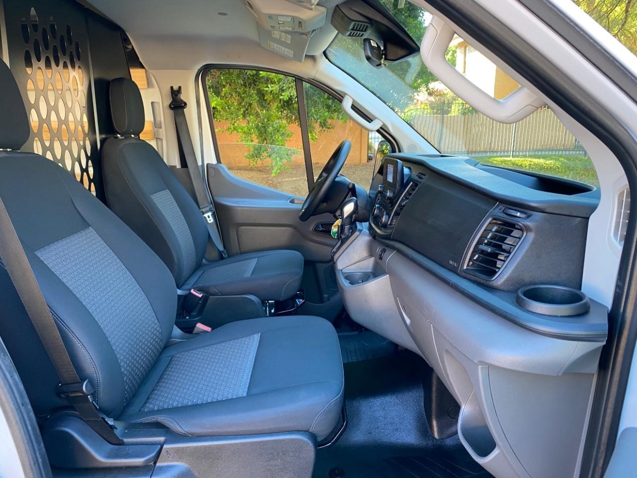 Ford Transit 250 Van 2025