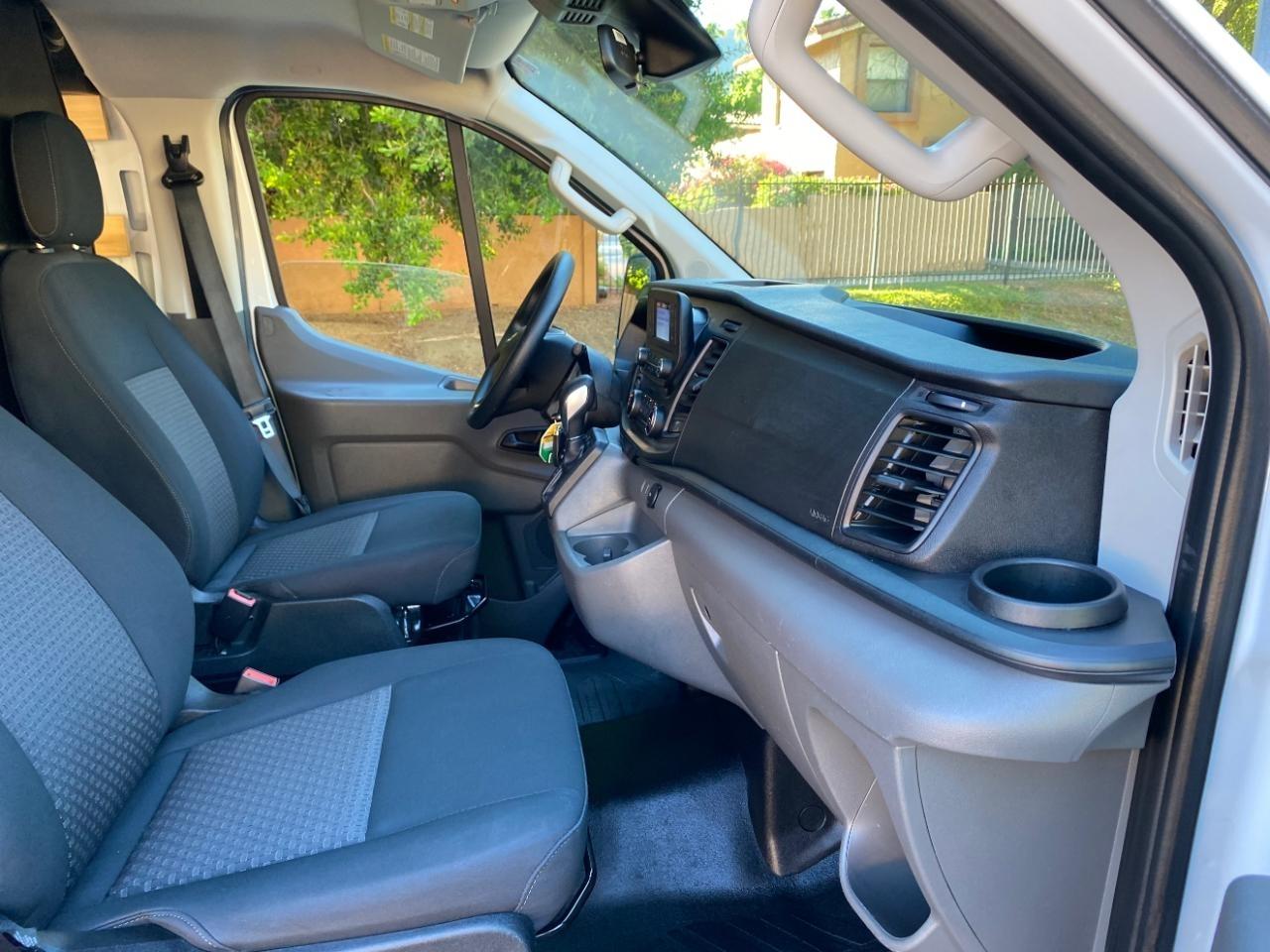 Ford Transit 250 Van 2025