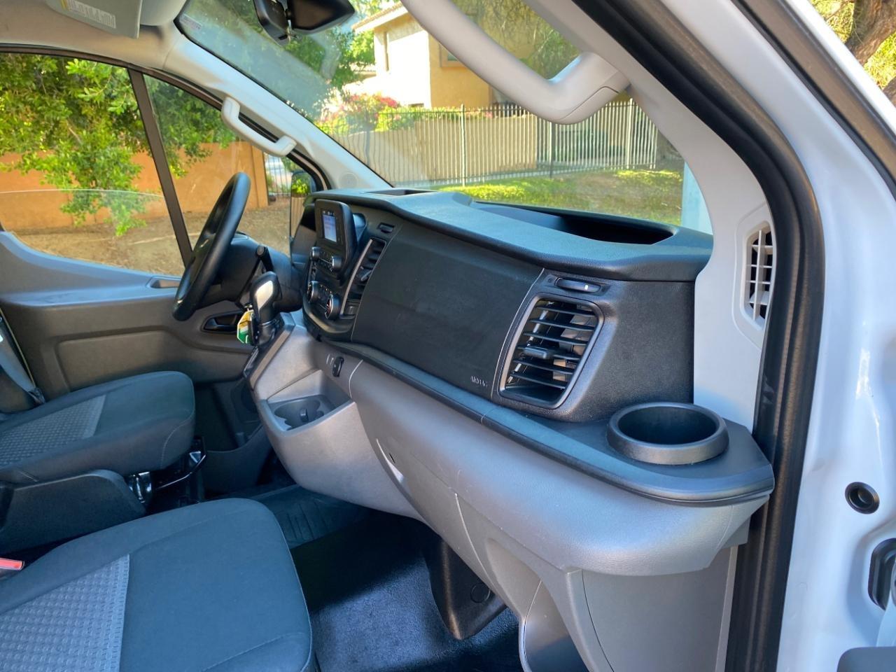 Ford Transit 250 Van 2025