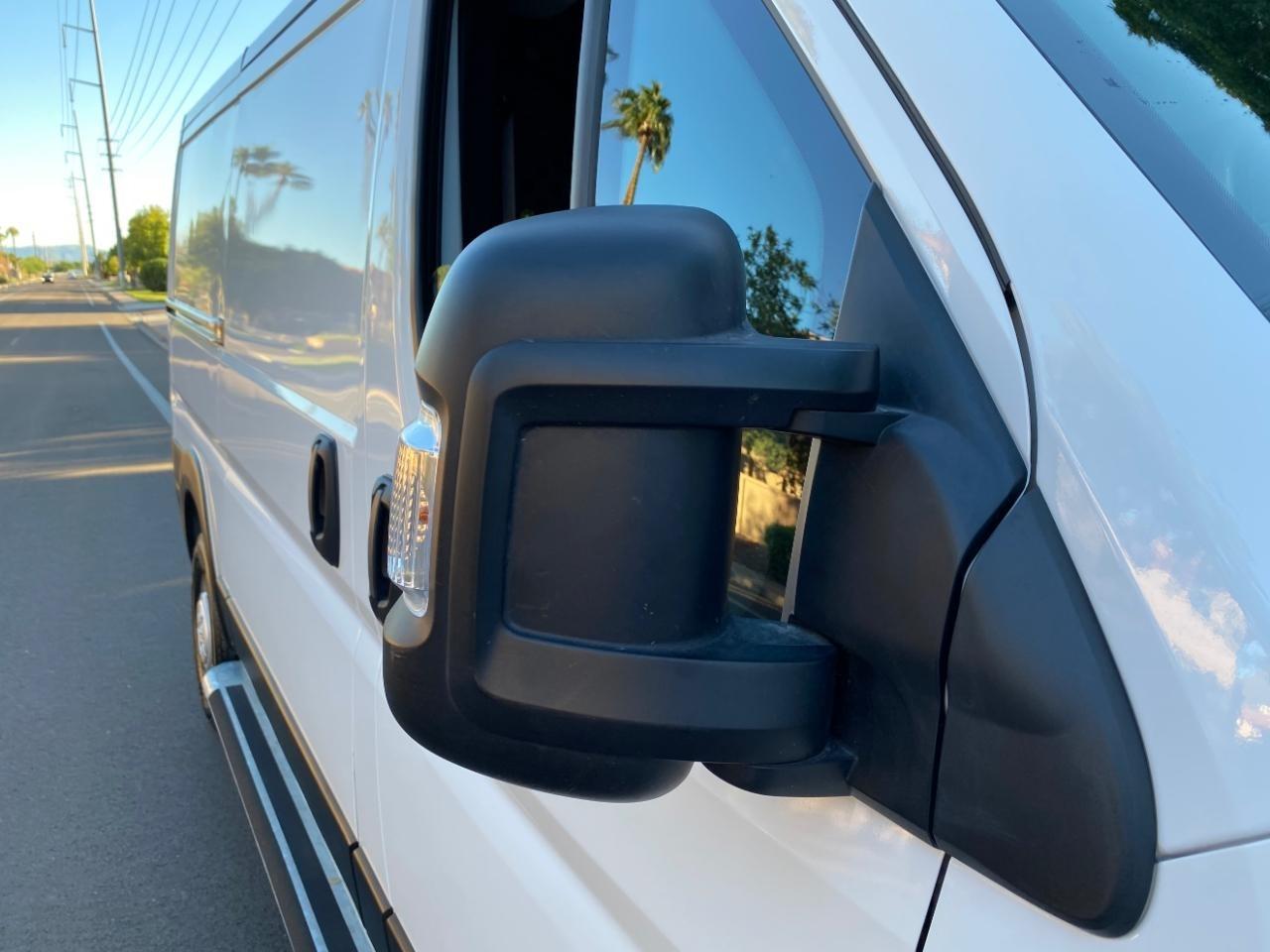 RAM Promaster 2500 Low Roof 2025