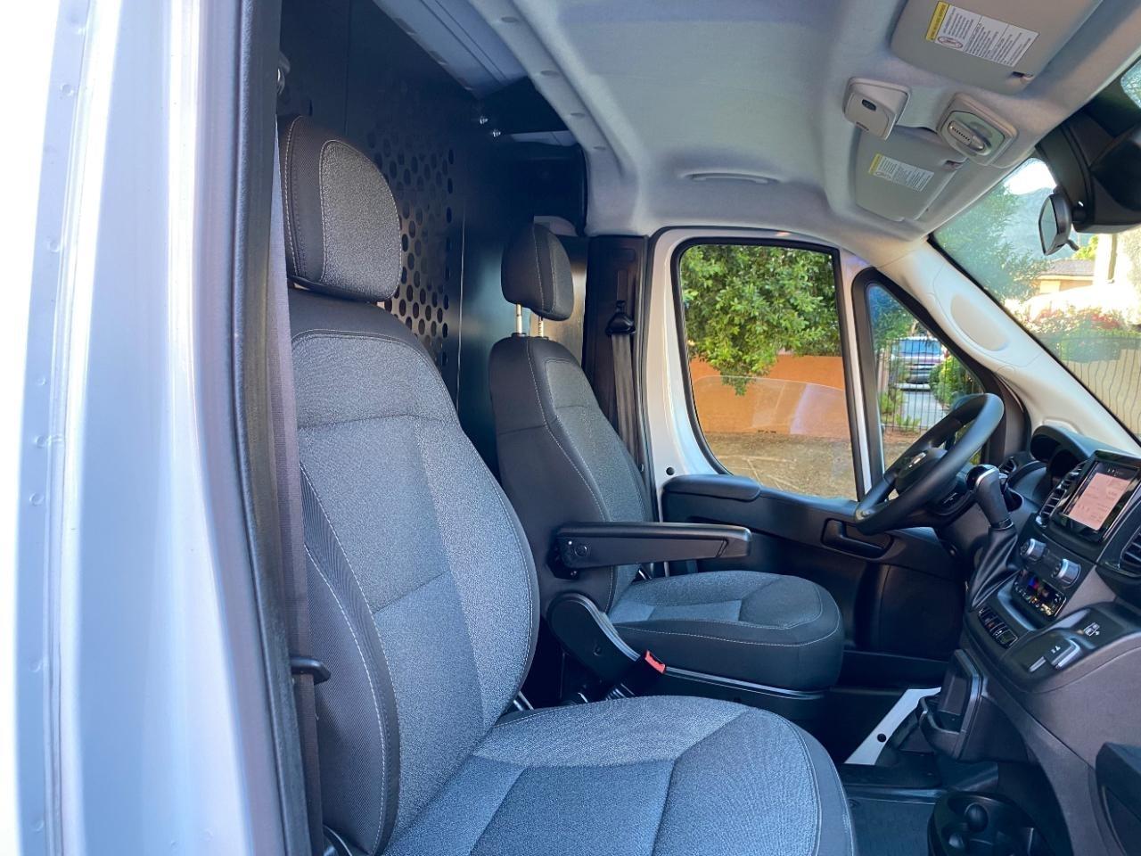 RAM Promaster 2500 Low Roof 2025