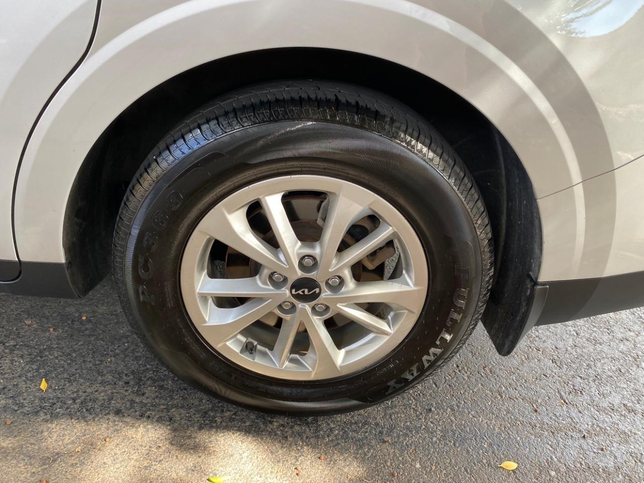 Kia Carnival LX Seat Package 2023