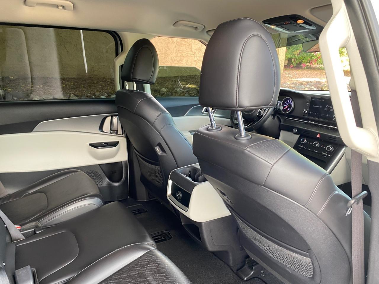 Kia Carnival LX Seat Package 2023