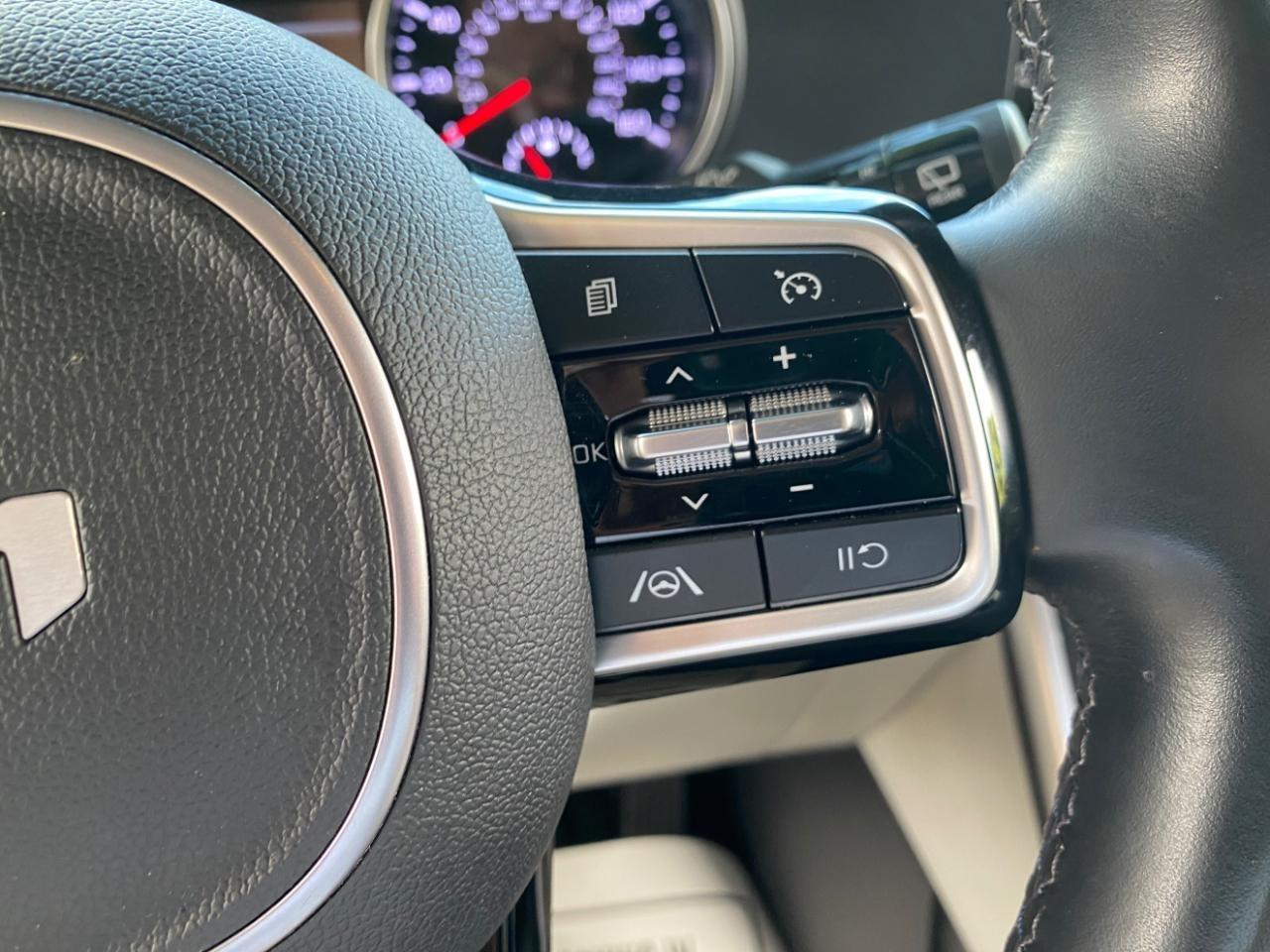 Kia Carnival LX Seat Package 2023