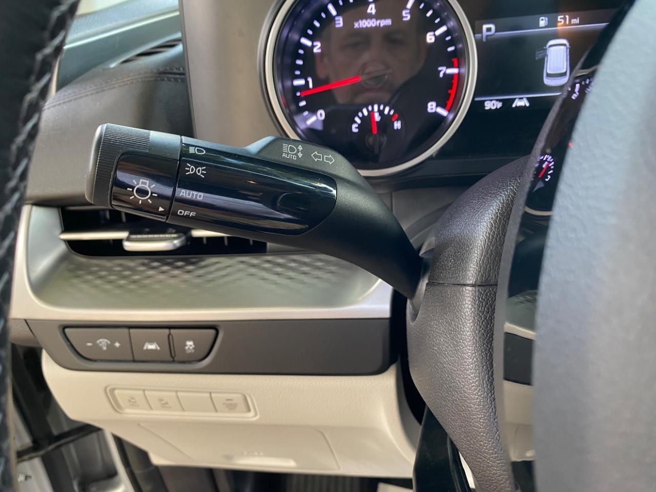 Kia Carnival LX Seat Package 2023