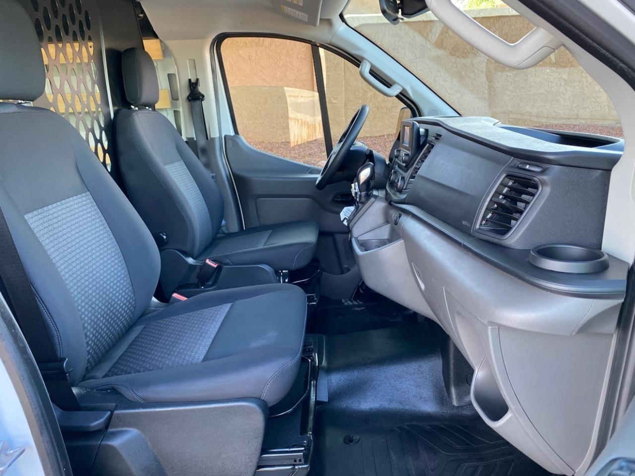 Ford Transit 250 Van 2025