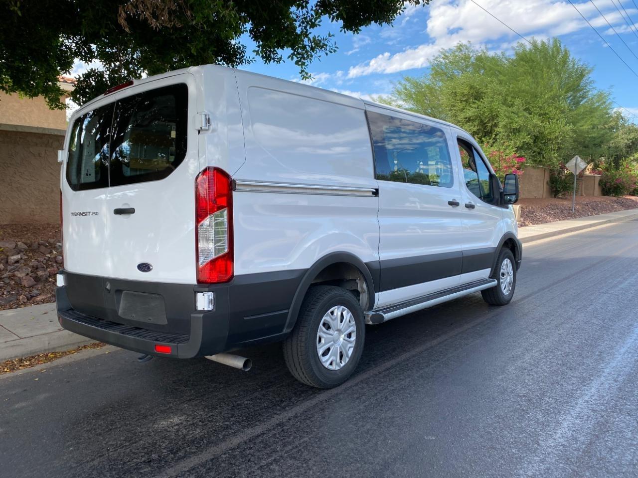 Ford Transit 250 Van 2025
