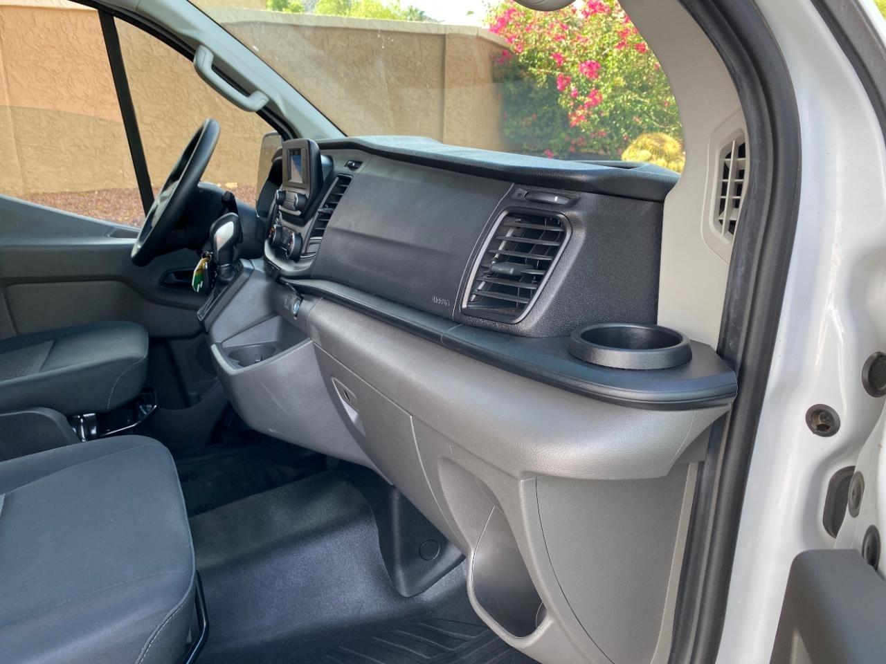 Ford Transit 250 Van 2025