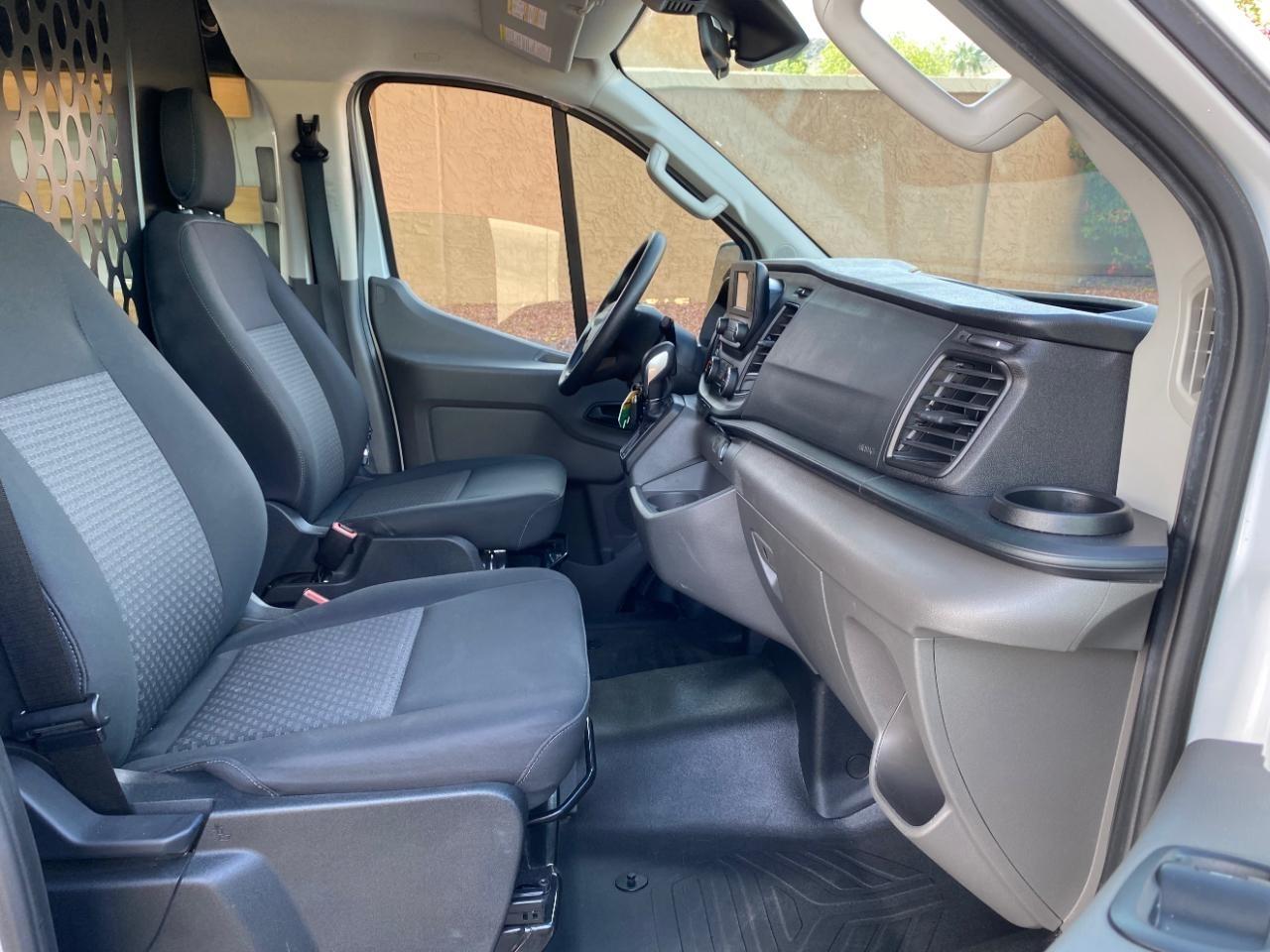 Ford Transit 250 Van 2025