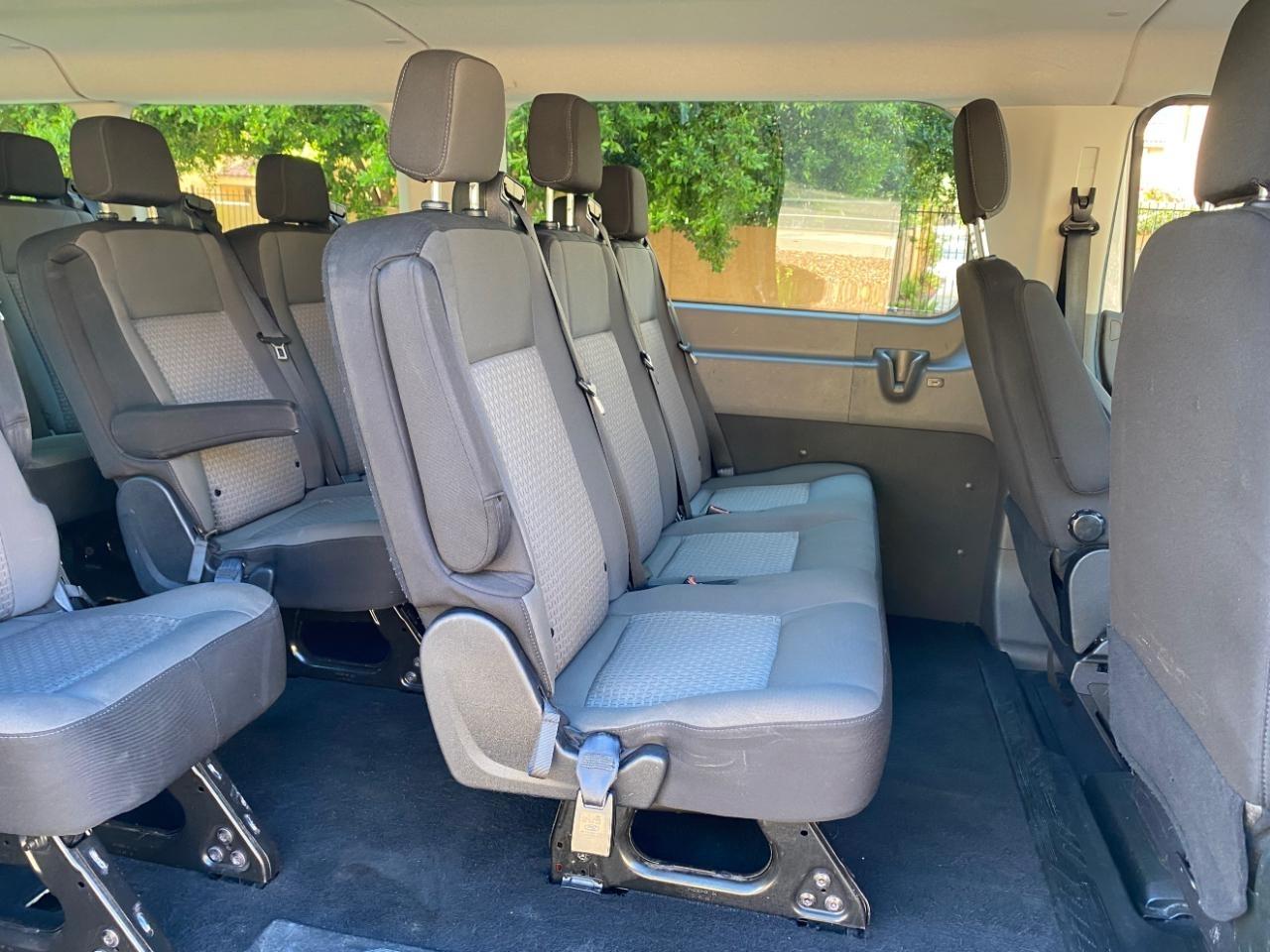 Ford Transit 350 Wagon Low Roof XLT w/Sliding Pass. 148-in. WB 2024